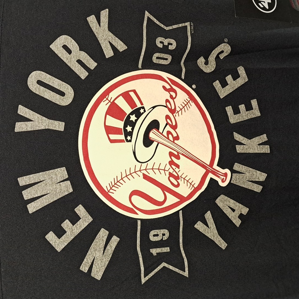 NWT  NY Yankees MLB T Shirt - Picture 2 of 4
